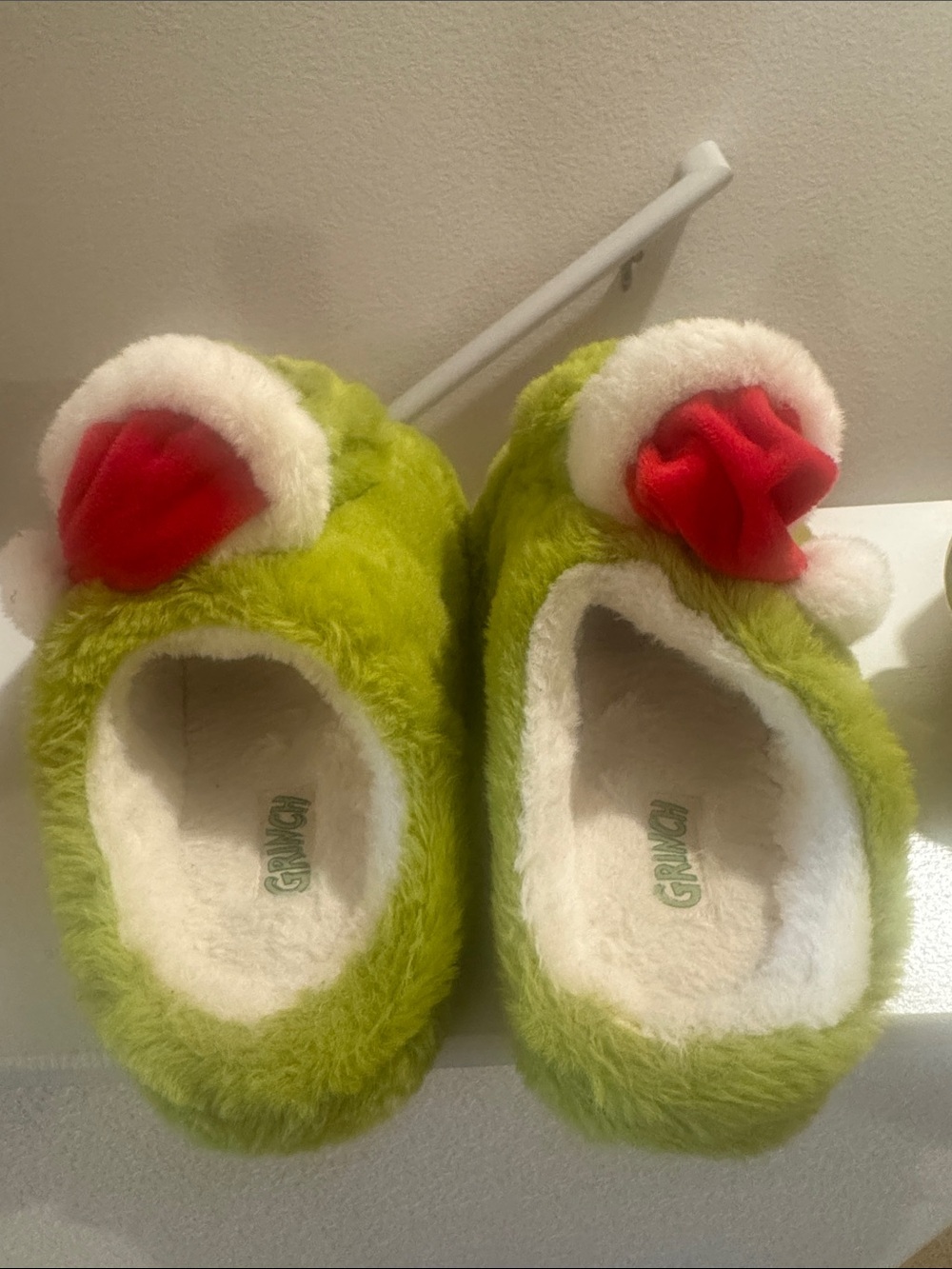 Grinch Plush Holiday Slippers - Green - Picture 3 of 4
